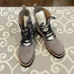 Marc Fisher Izzie ankle boot taupe suede size 8M
